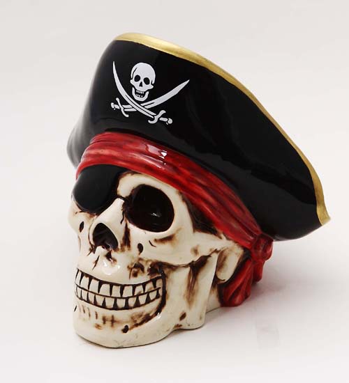 9005 Pirate Skull Bank